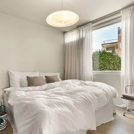 Modern & Spacious Apartment! In