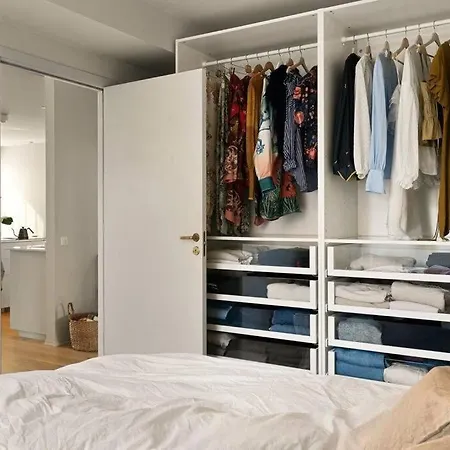 Apartment Modern & Spacious Apartment! In