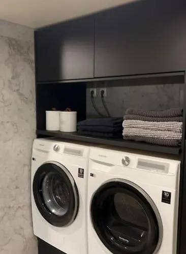 Modern & Spacious Apartment! In * ستافانجر